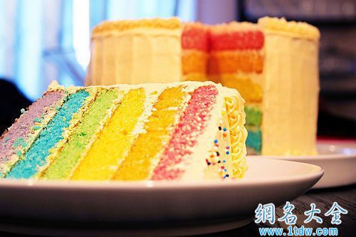 默哀，三秒钟，敬礼